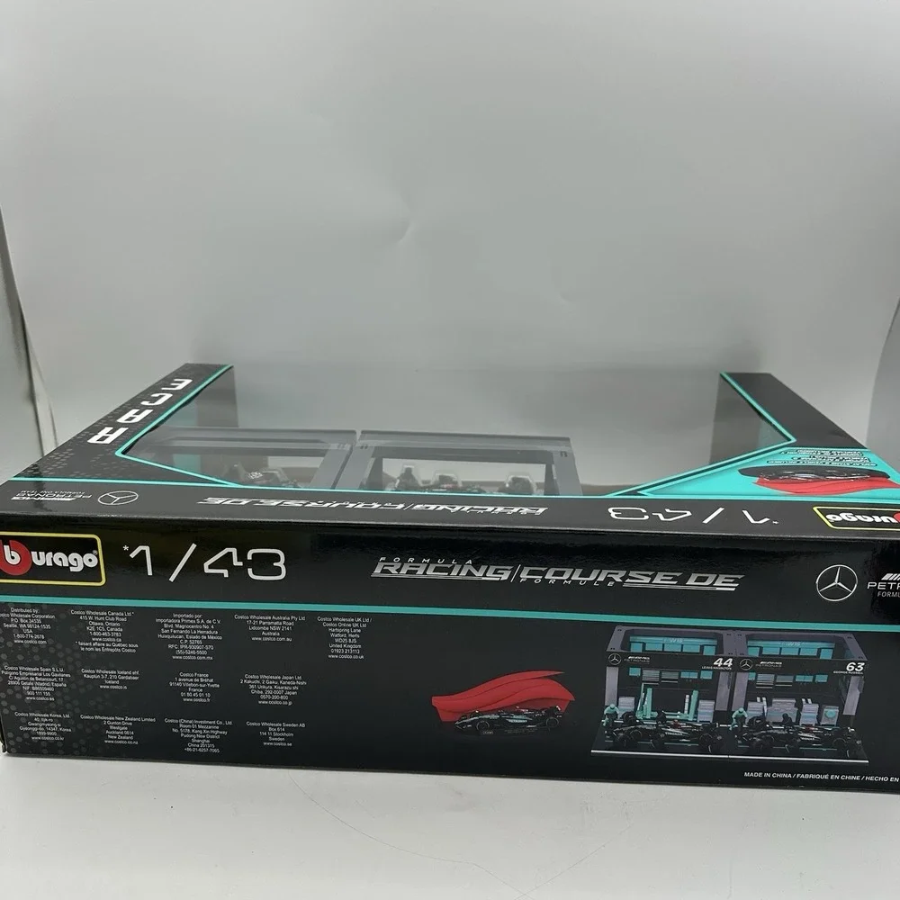 Burago 1:43 Formula 1 Deluxe Paddock Set McLaren Brand New In Box Lewis Hamilton